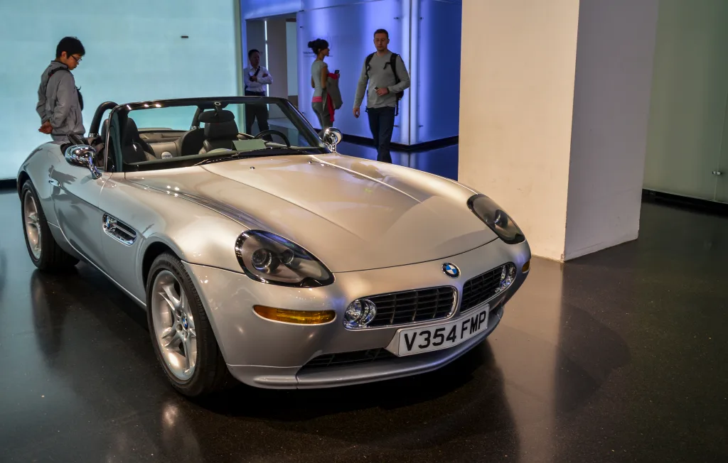 Roadster Revelry – Sharing the Z8 Experience