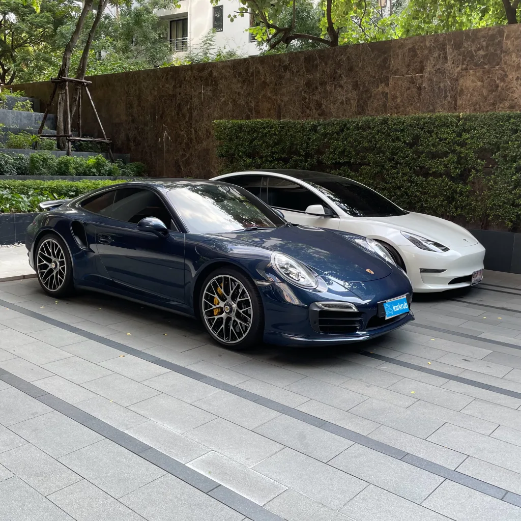 spotted – 991 Porsche 911 Turbo at Kimpton Bangkok