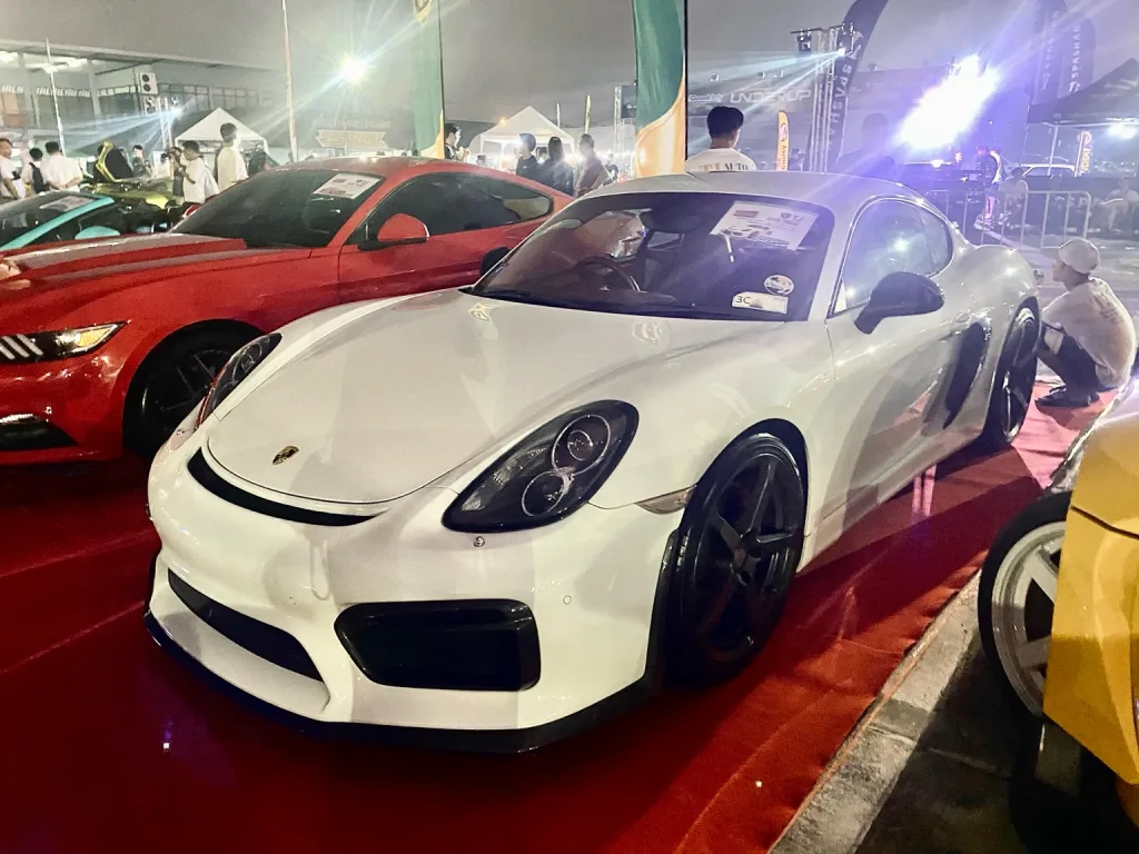 Porsche Cayman